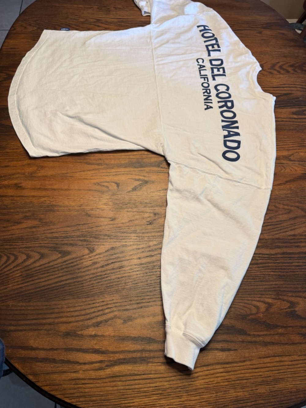 Hotel Del Coronado California White Crewneck Sweater - Picture 10 of 13